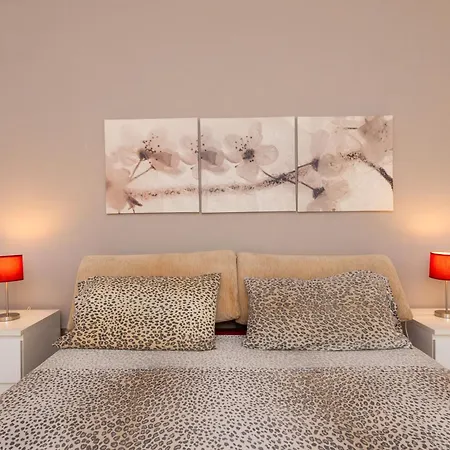 Apartamento Via Liguria 7