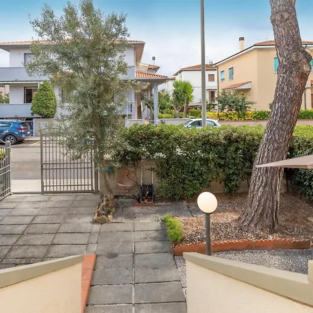 Apartamento Via Liguria 7 Cecina (Livorno)