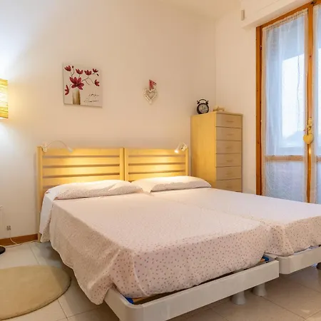 Via Liguria 7 Apartament *