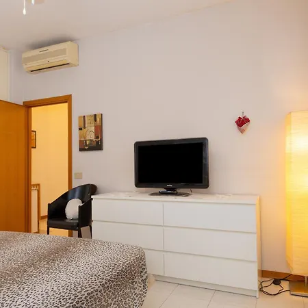 Apartament Via Liguria 7 Cecina (Livorno)